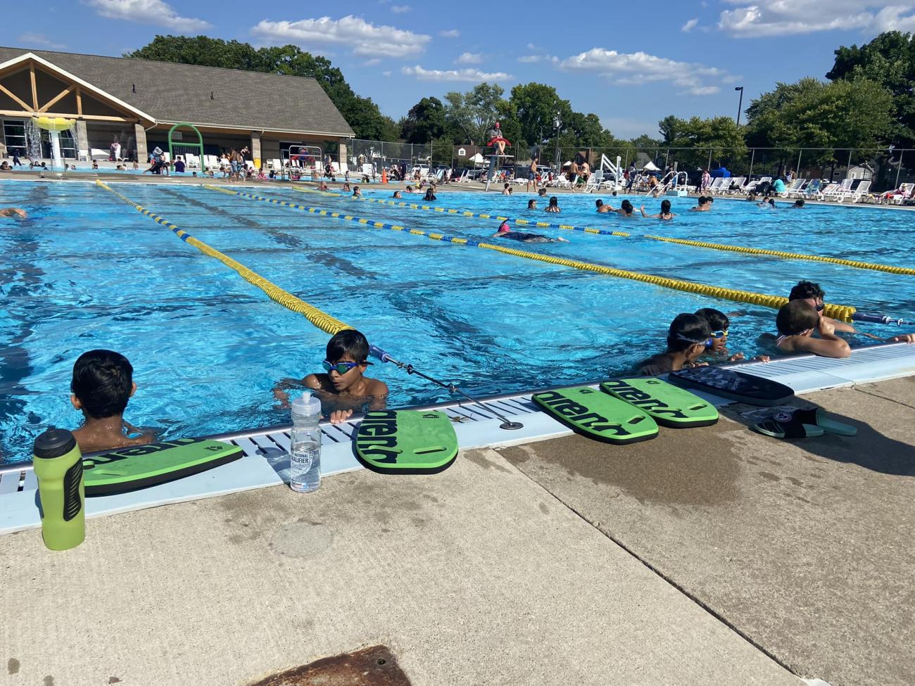 Children racing at Dunworth Pool